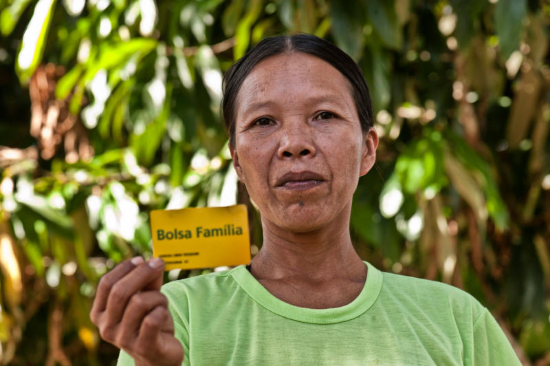 Com a substituição do Bolsa Família pelo Auxílio Brasil, milhões de pessoas tiveram seus benefícios sociais cancelados. | Foto: MDS