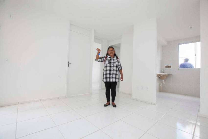 MCMV privilegiou mulheres chefes de família como beneficiárias do programa. | Foto: Carlos Gibaja/Governo do Ceará